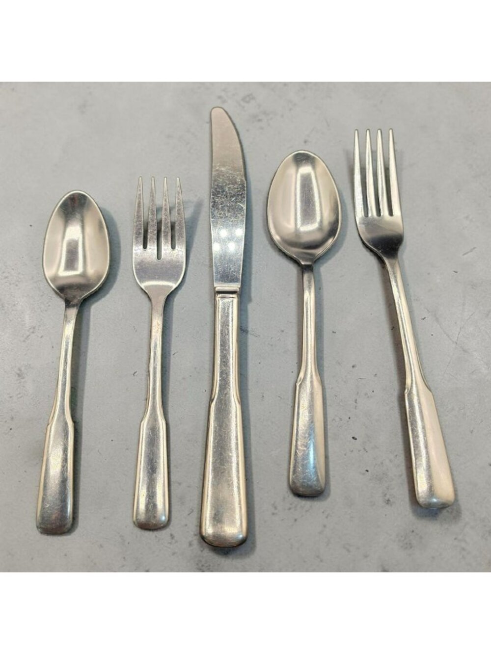 Oneida Wm A Rogers Friendship Stainless 5-Piece Flatware Set Vintage Silverware